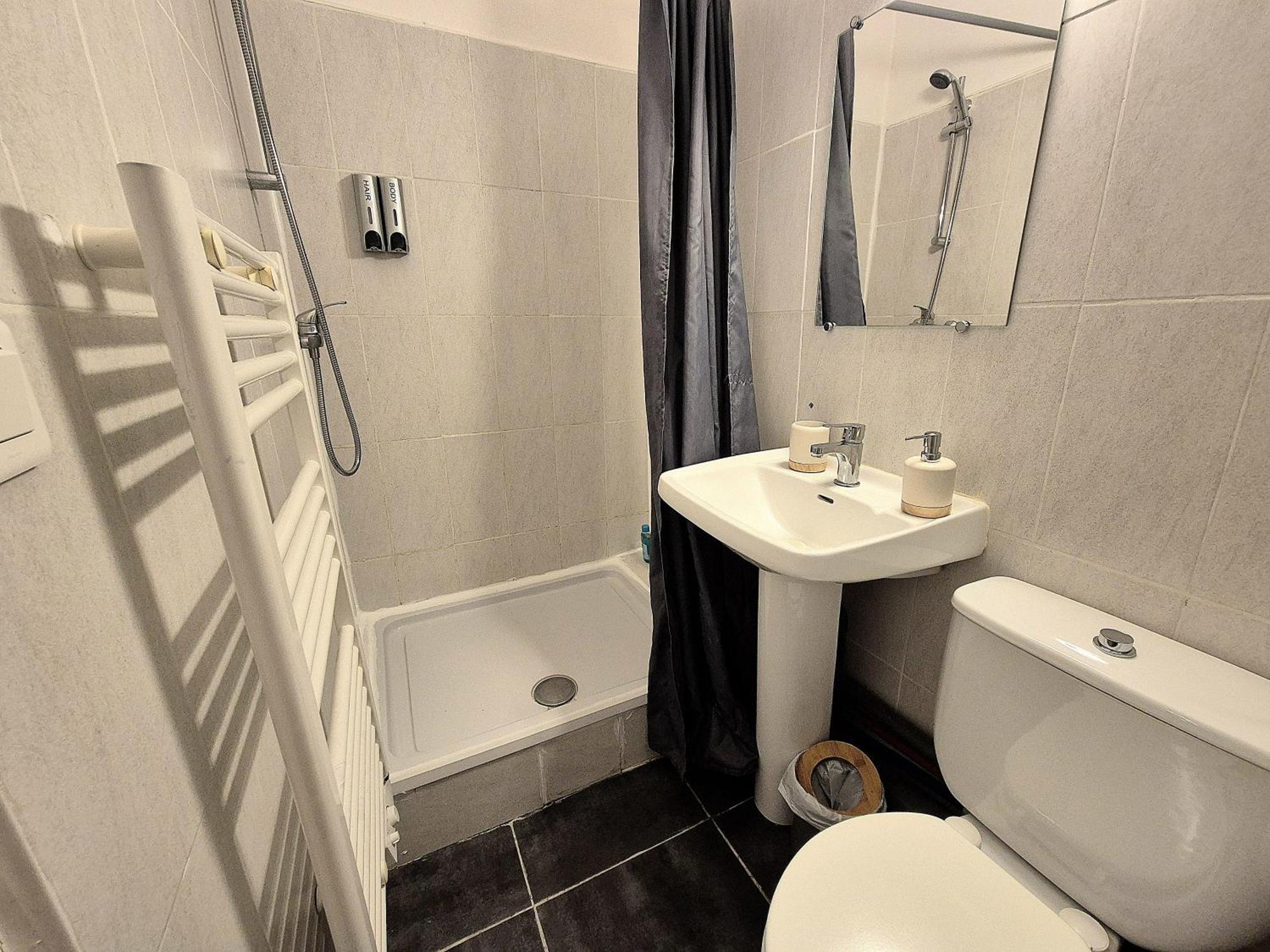 Appartement Le Cocon-t2-proche Du Centre-wifi *